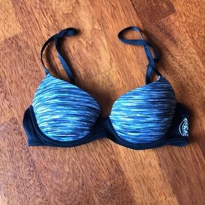Victoria’s Secret Wire lined Bra no push up